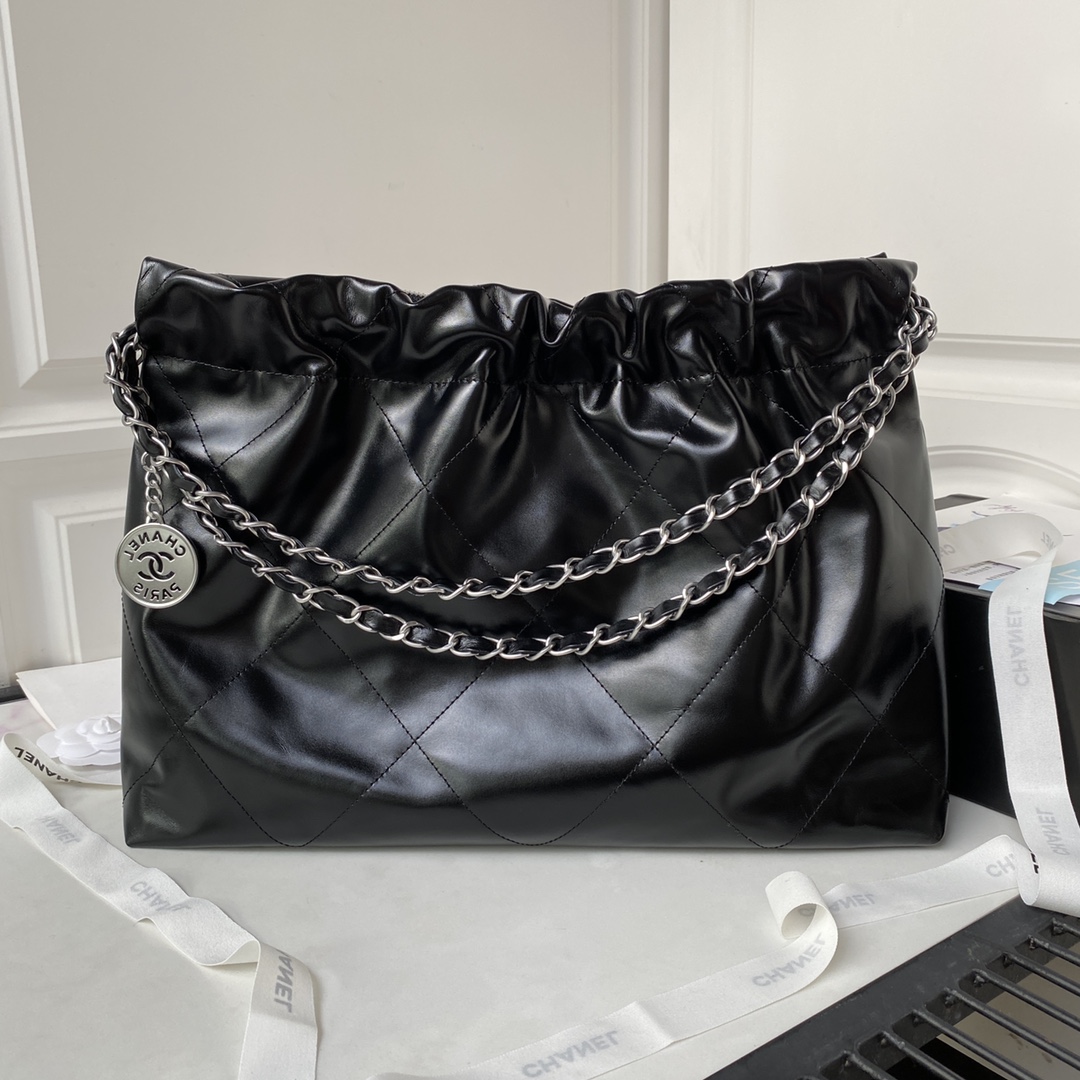 Calfskin Large 22 Handbag Shoulder Bag AS4486 Black